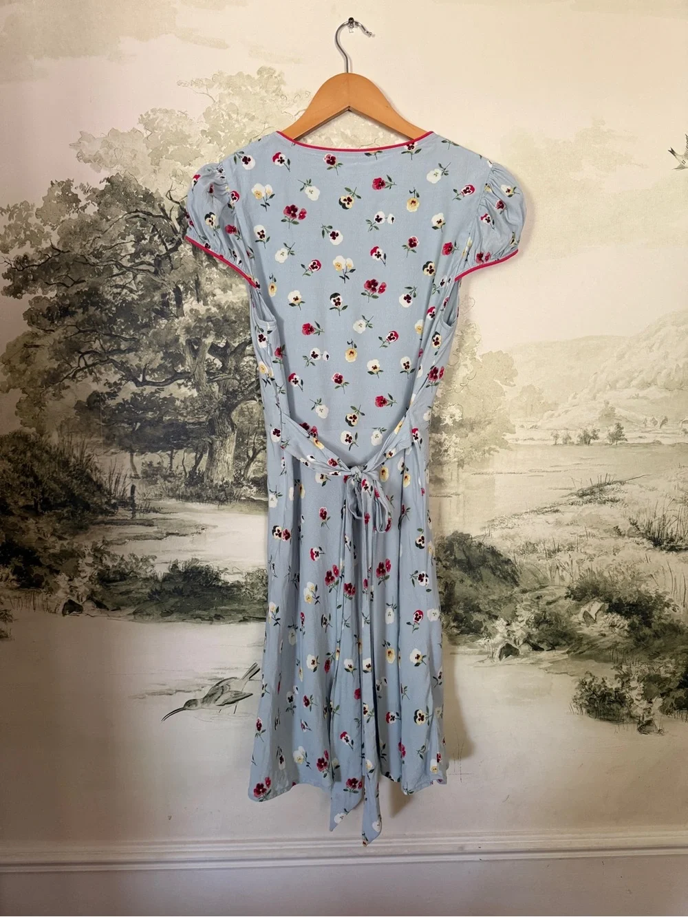 GAP / Doen Light Blue Floral Wrap Dress with Pink Trim - Picture 4 of 5